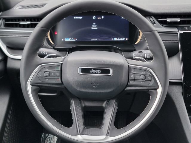 Certified 2025 Jeep Grand Cherokee L Laredo image 33