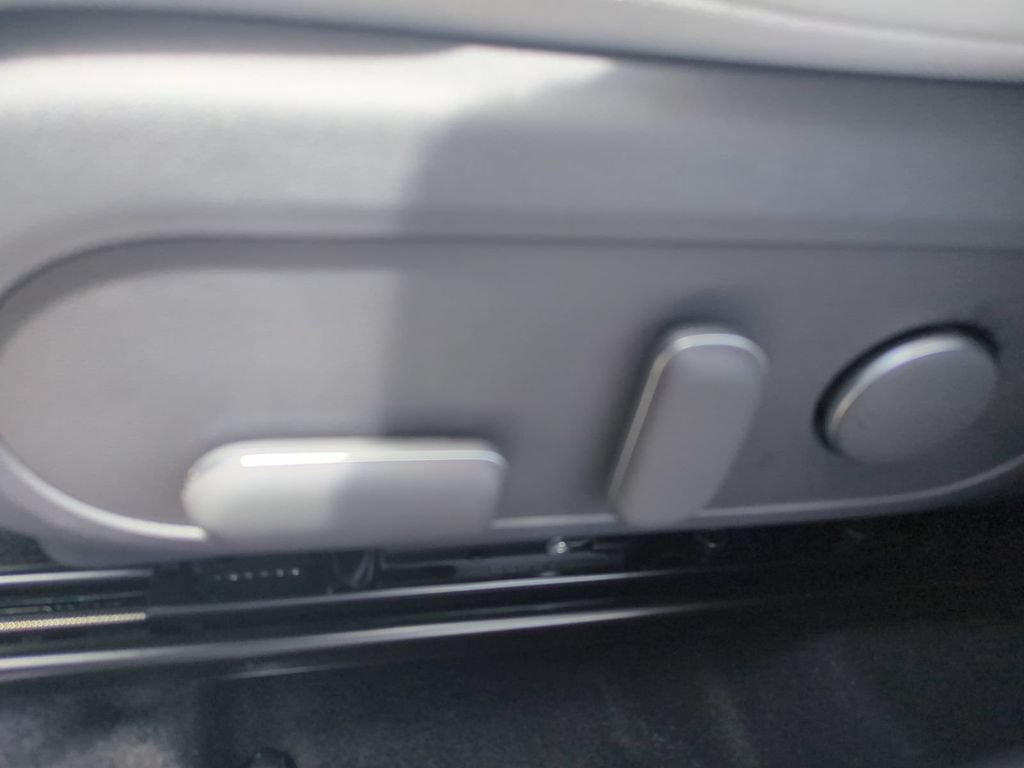 New 2026 Hyundai Kona Limited FWD image 23
