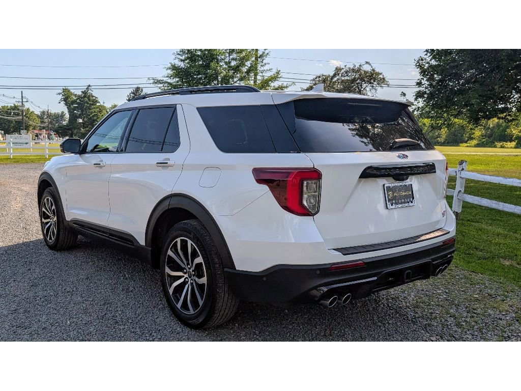 Used 2020 Ford Explorer ST w/ Premium Technology Package image 5