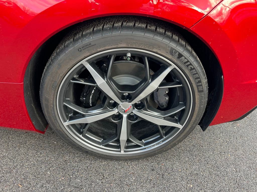 Used 2023 Chevrolet Corvette Stingray Premium Cpe w/ Body-Color Dual Roof Package image 14