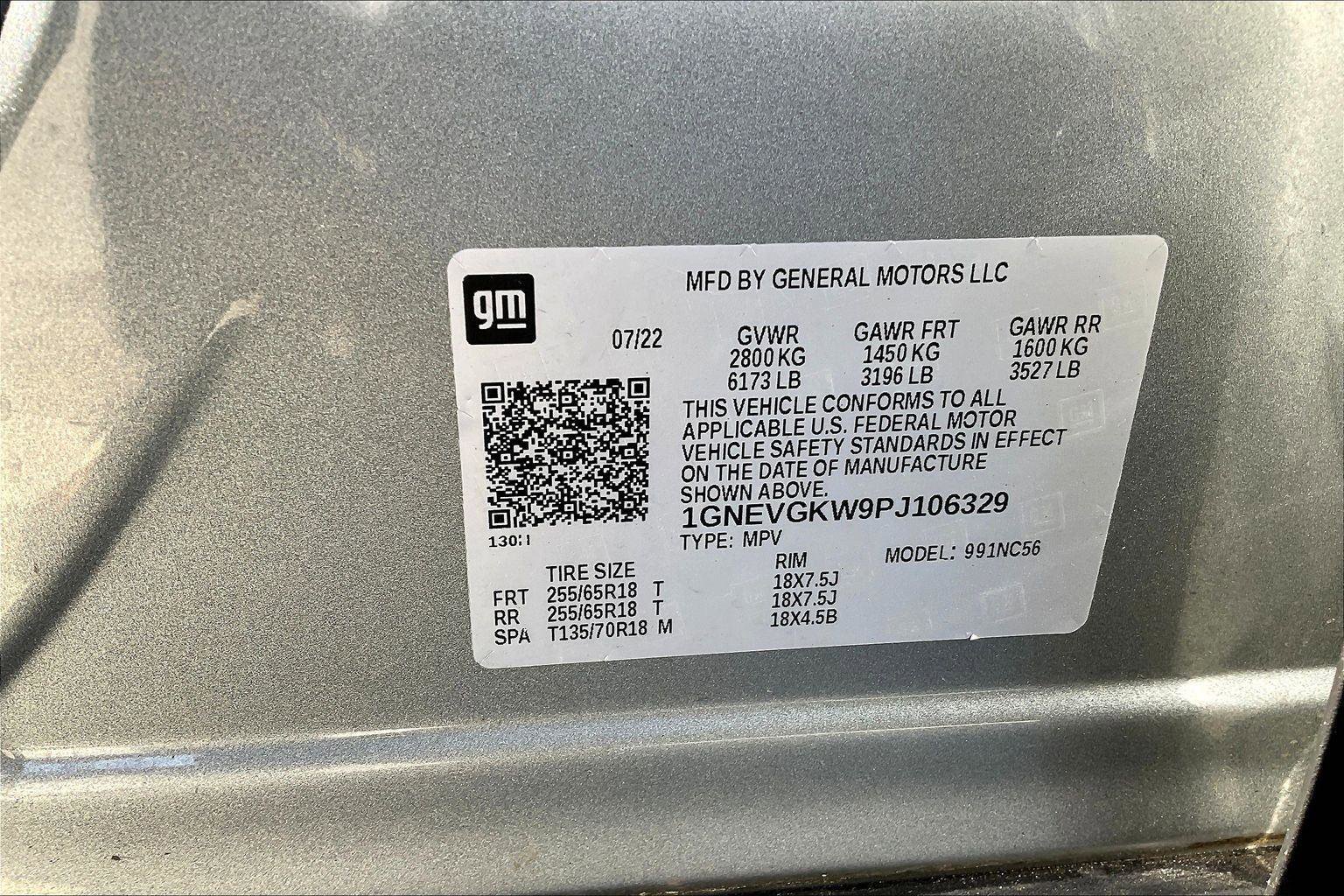 Used 2023 Chevrolet Traverse LT image 36