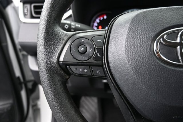 Certified 2025 Toyota RAV4 LE AWD/4WD image 19