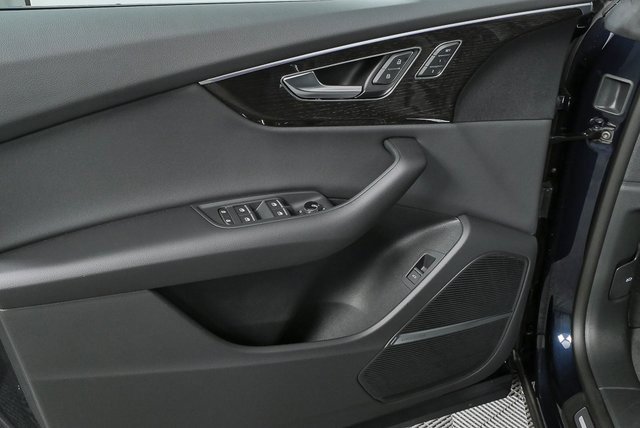 New 2026 Audi Q8 Premium image 6