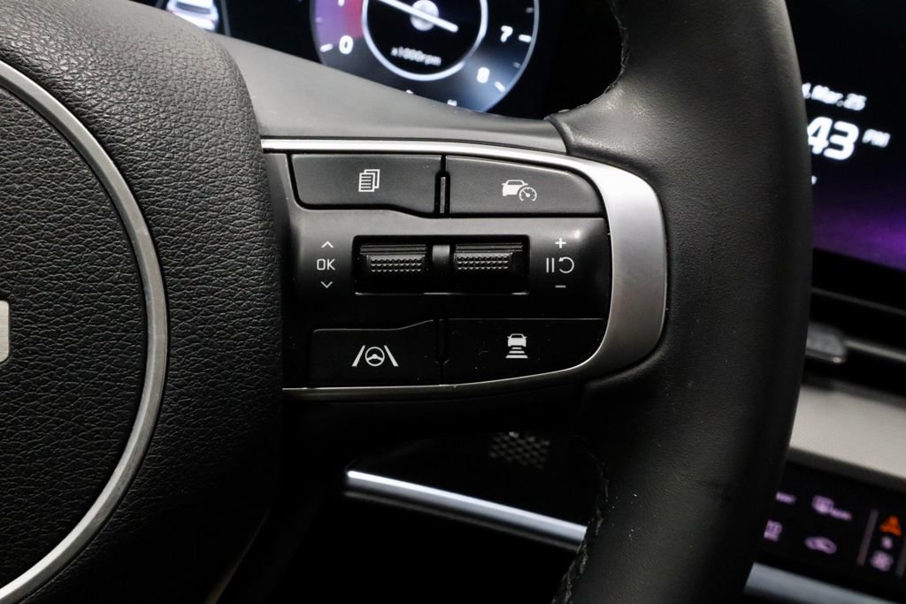 Used 2023 Kia Sportage SX image 31