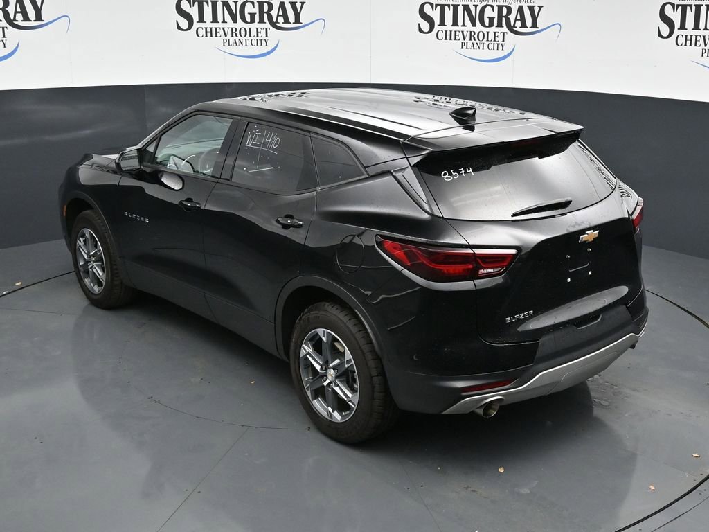 Used 2025 Chevrolet Blazer LT FWD image 22