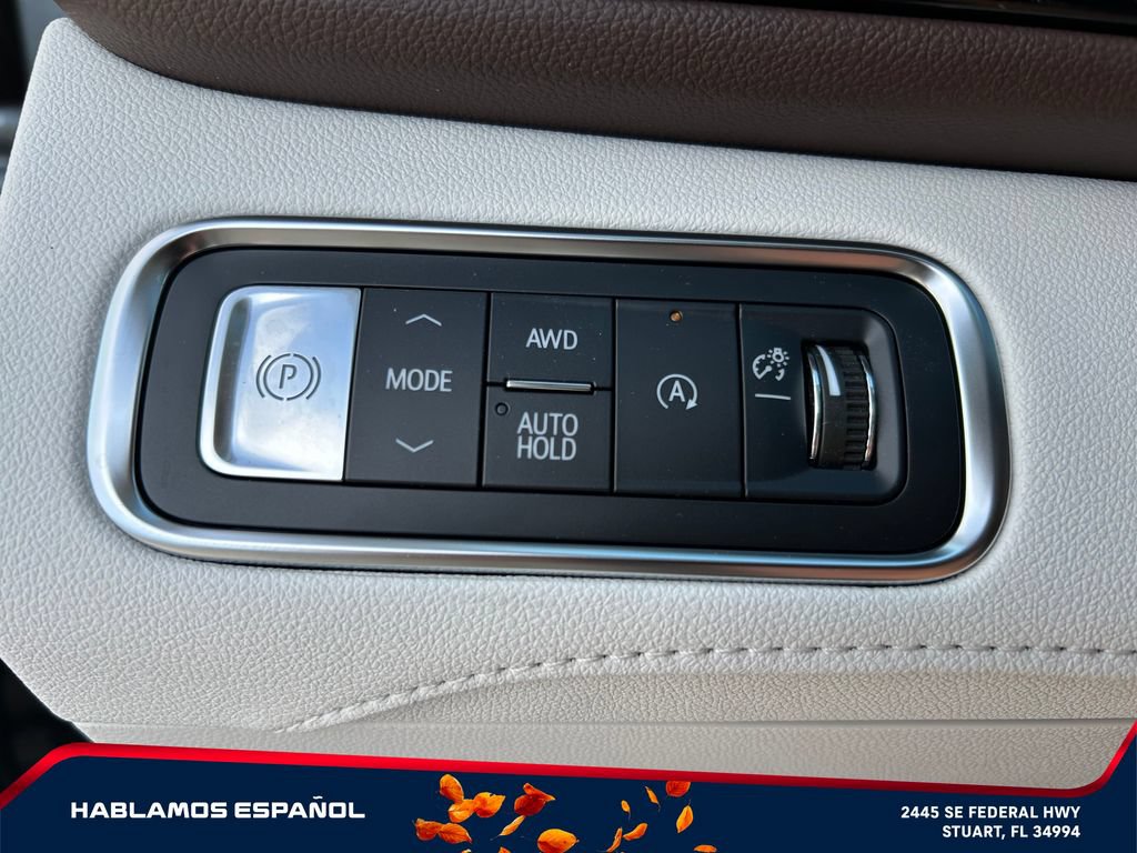 New 2026 Buick Enclave Avenir w/ Super Cruise Package AWD/4WD image 26