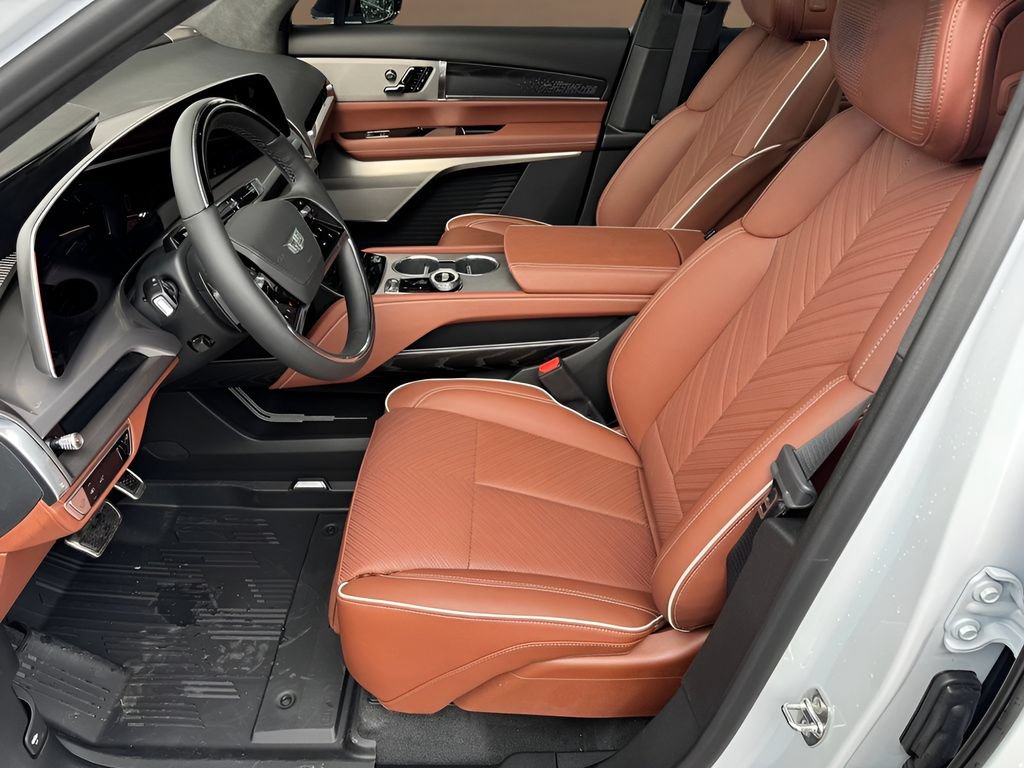 New 2027 Cadillac Vistiq Platinum w/ LPO, Floor Liner Package AWD/4WD image 11