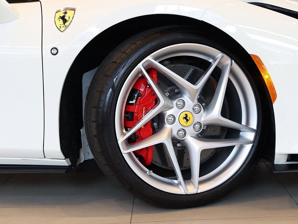 Certified 2022 Ferrari F8 Spider image 10
