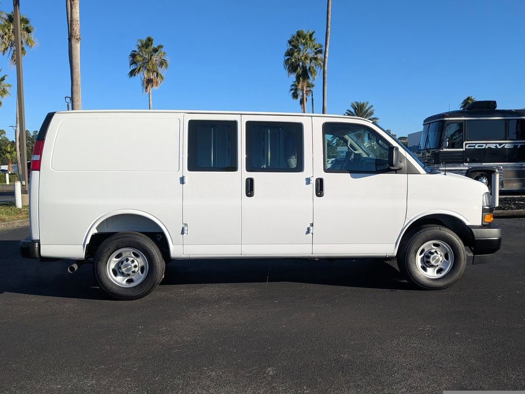 New 2025 Chevrolet Express 2500 w/ Driver Convenience Package image 4