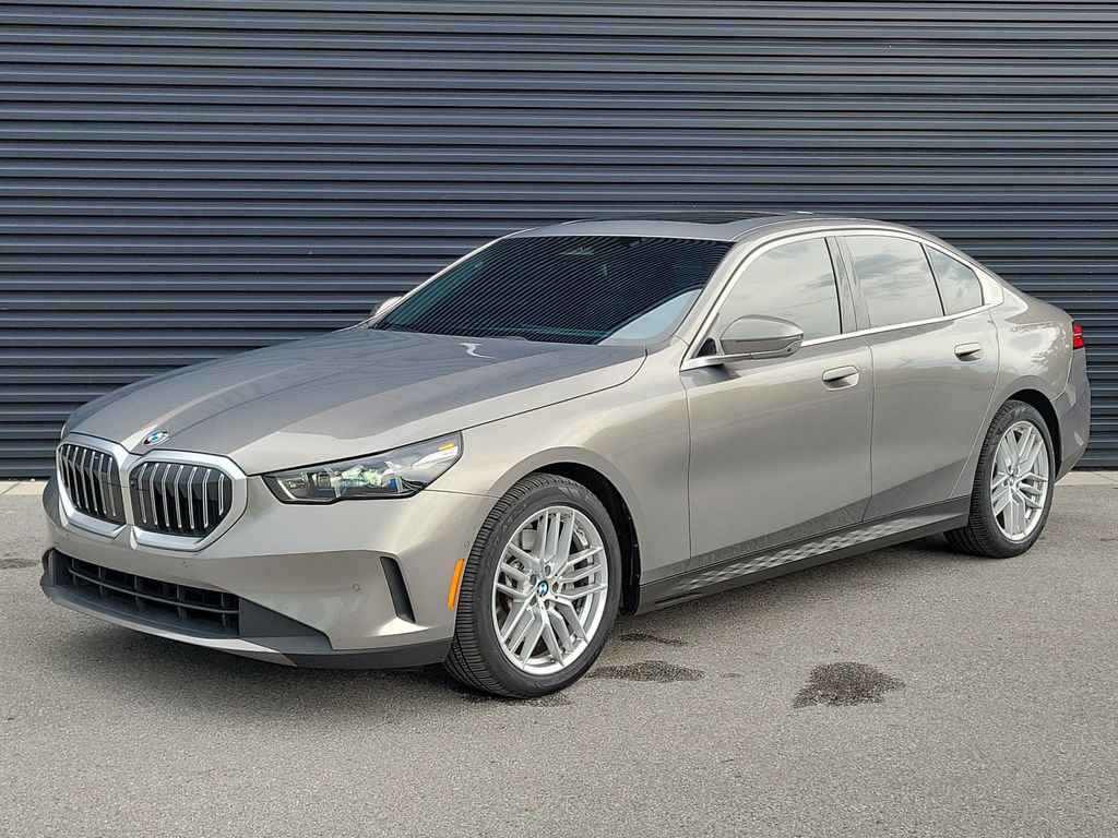 Used 2024 BMW 530i xDrive w/ Premium Package AWD/4WD image 1