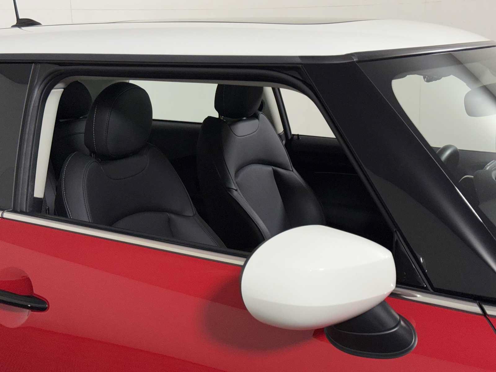 Used 2024 MINI Cooper S FWD image 30