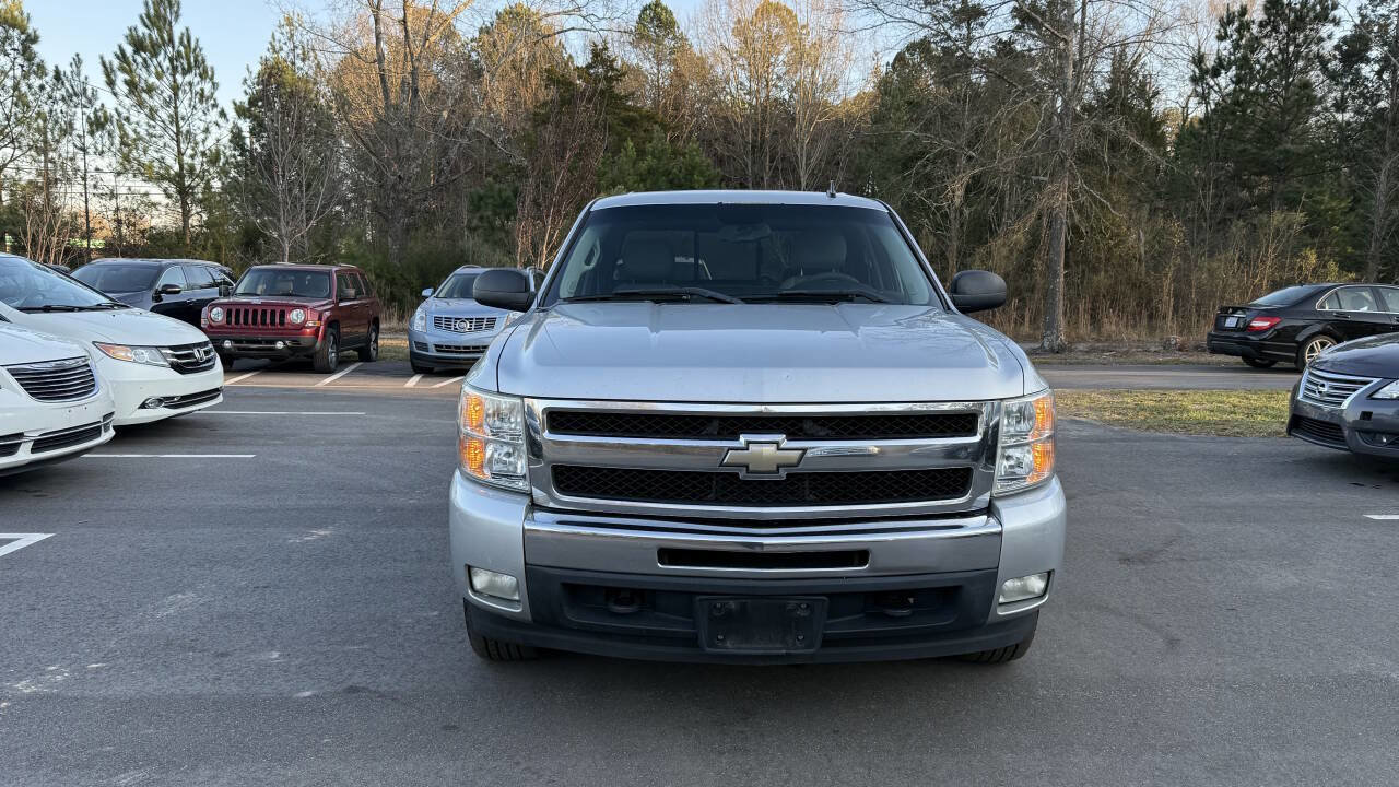 Used 2011 Chevrolet Silverado 1500 LT w/ All-Star Edition image 2