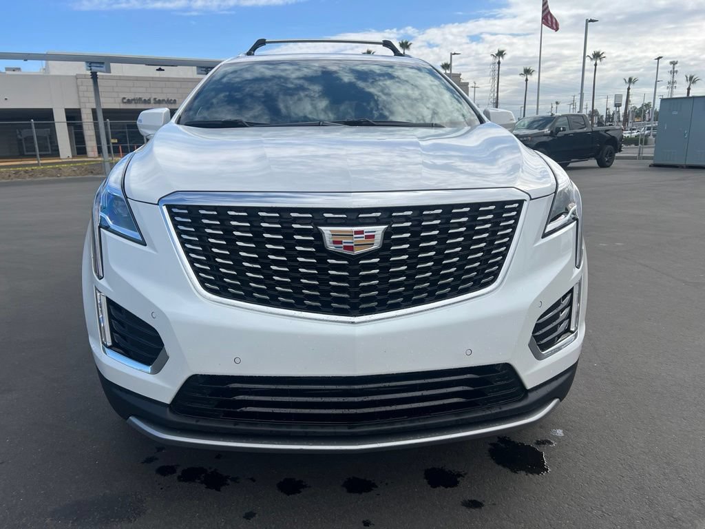 Used 2024 Cadillac XT5 Premium Luxury FWD image 2