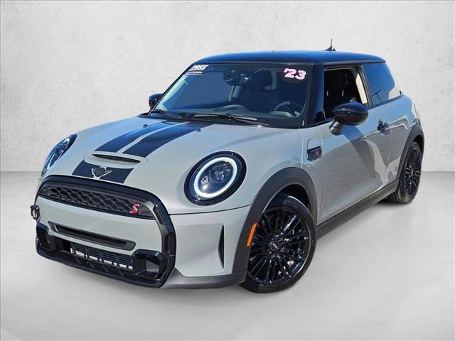 Used 2023 MINI Cooper S image 1
