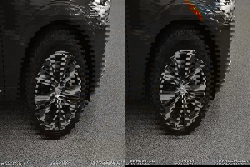 Used 2022 Volvo XC60 T8 Inscription Expression w/ Advanced Package image 40