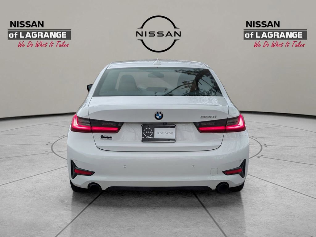 Used 2022 BMW 330i Sedan w/ Driving Assistance Package image 6