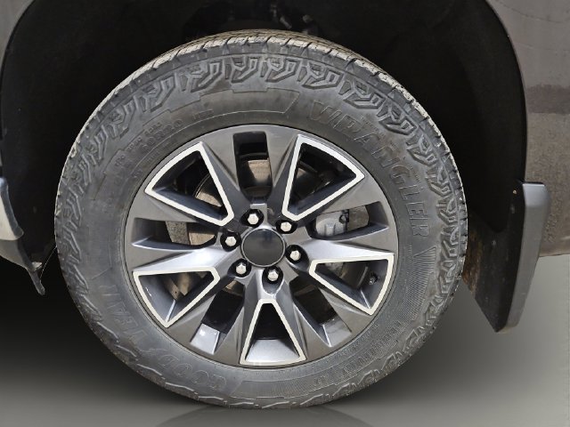 Used 2021 Chevrolet Silverado 1500 LT AWD/4WD image 29