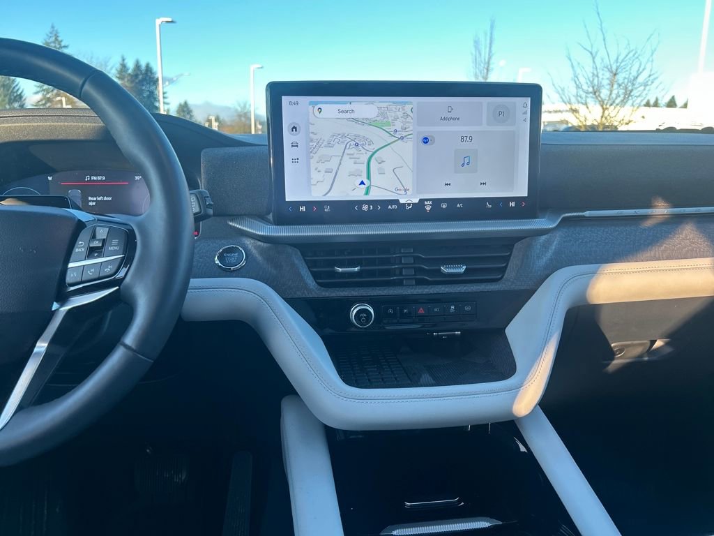 Certified 2025 Ford Explorer Platinum w/ Ultimate Package image 26