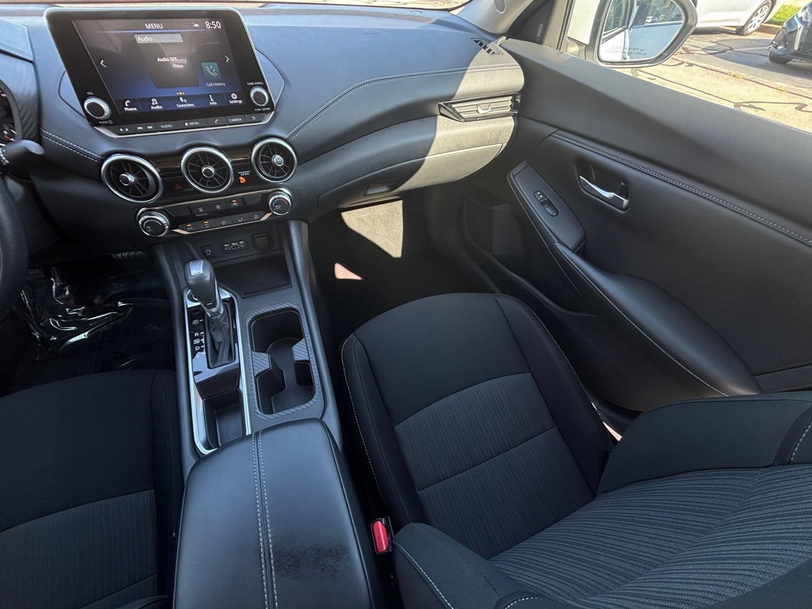Used 2025 Nissan Sentra SV FWD image 33