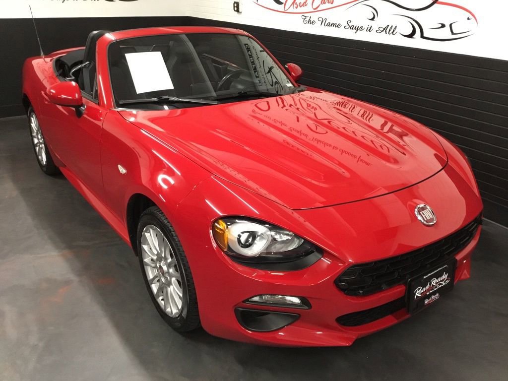Used 2018 FIAT 124 Spider Classica w/ Technology Group image 2