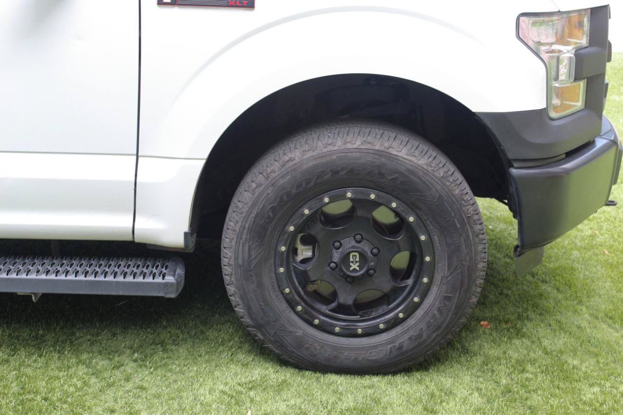 Used 2016 Ford F150 XL w/ Equipment Group 101A Mid AWD/4WD image 14