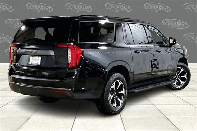 Used 2023 GMC Yukon XL AT4 image 7