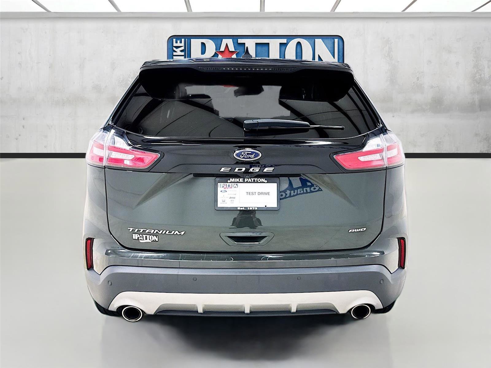 Used 2024 Ford Edge Titanium image 6