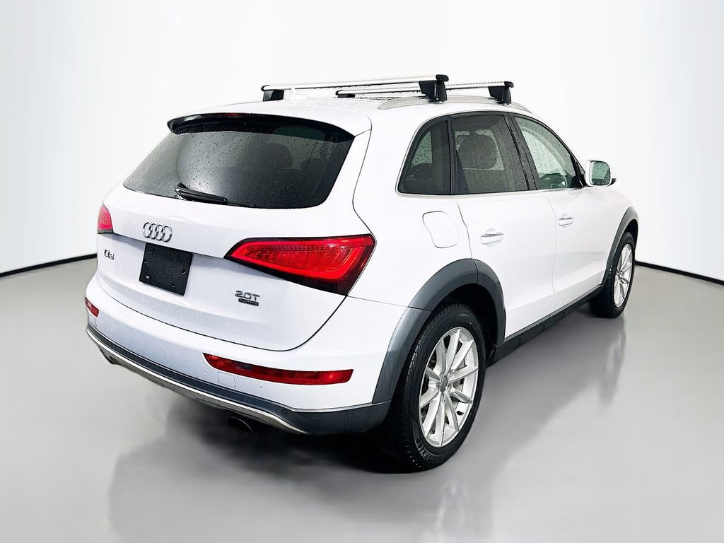 Used 2017 Audi Q5 2.0T Premium Plus w/ Technology Package image 5