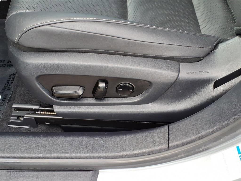 Used 2023 Lexus ES 250 w/ Premium Package image 16