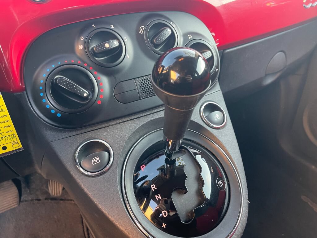 Used 2012 FIAT 500 Pop FWD image 10