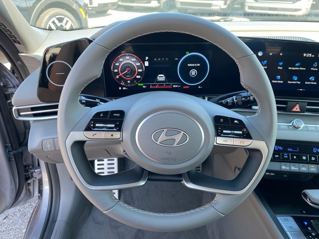 New 2025 Hyundai Elantra SEL FWD image 12