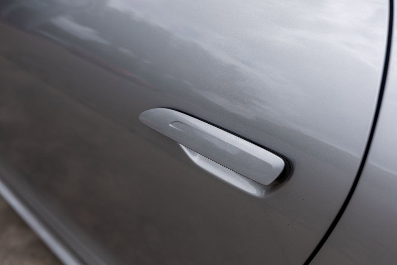 Used 2025 Porsche 911 Carrera RWD image 18