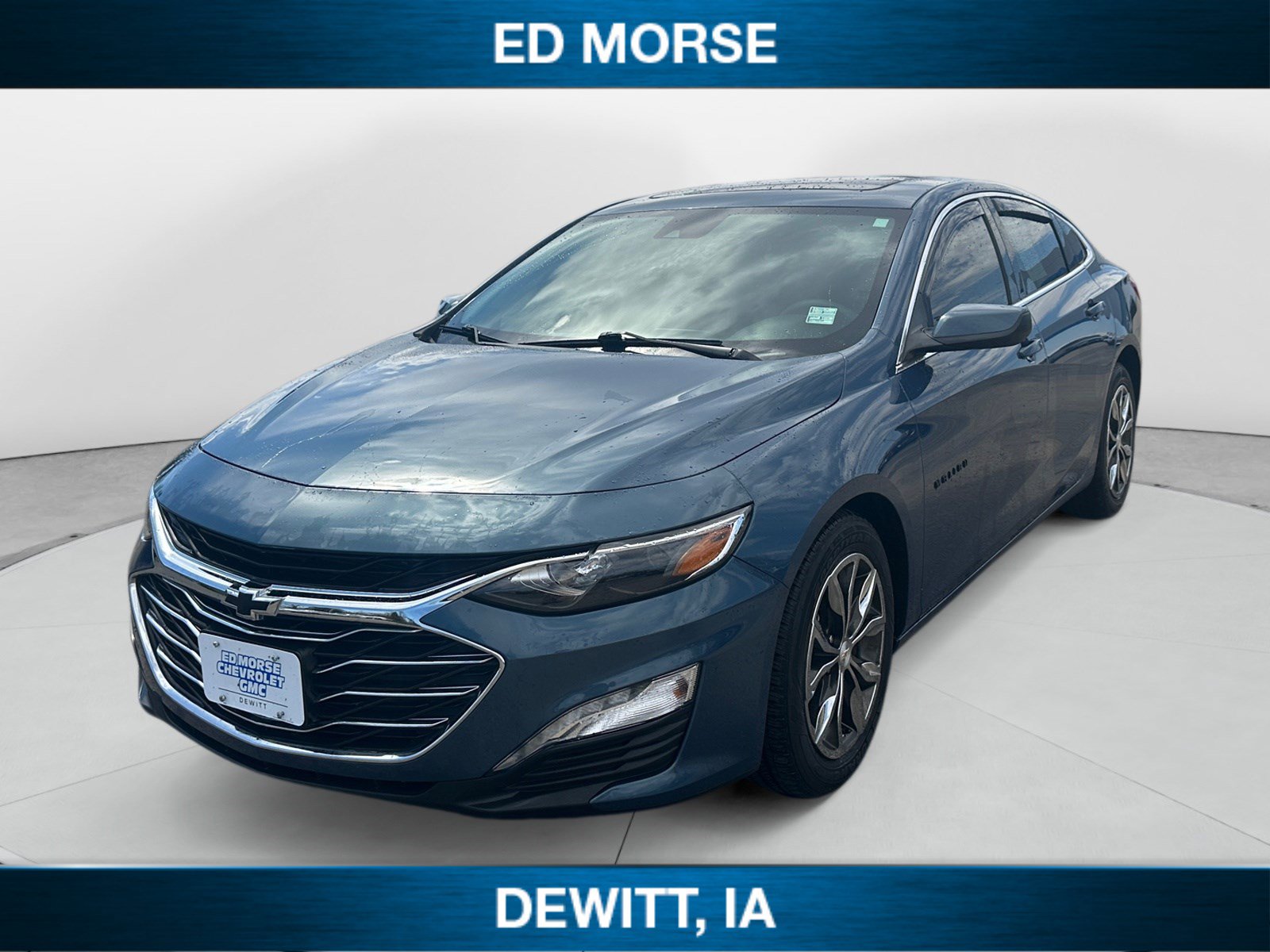 Used 2024 Chevrolet Malibu LT image 1