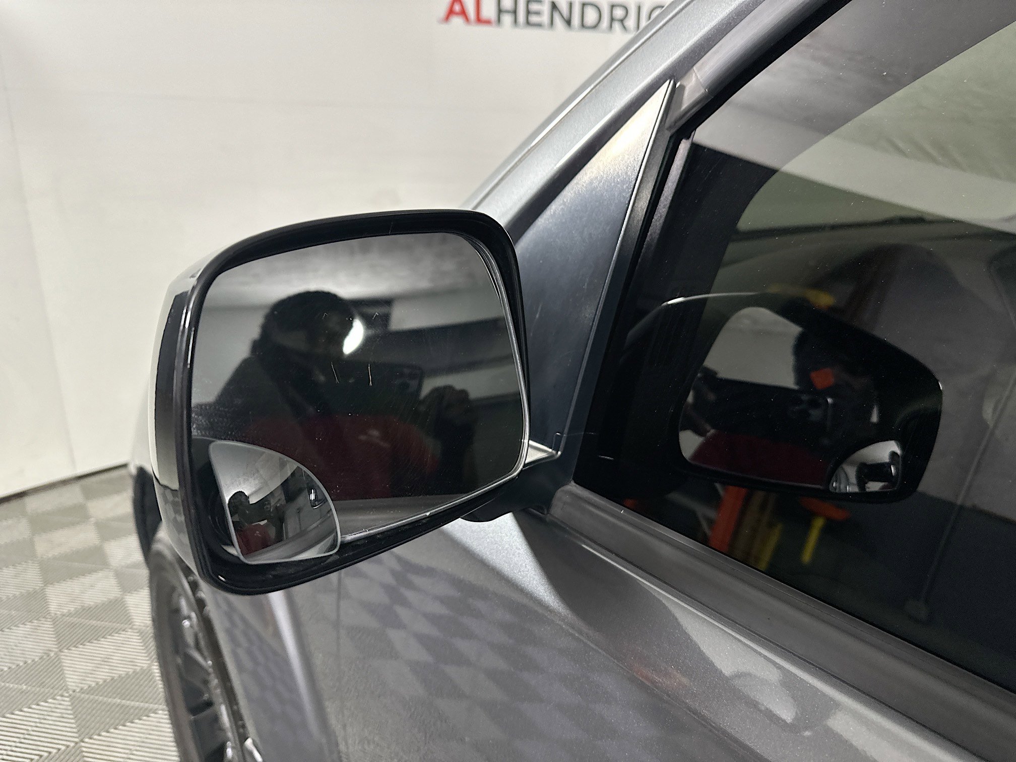 Used 2020 Nissan Frontier SV w/ Midnight Edition Floor Mats image 10