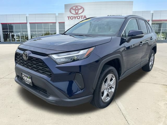 Used 2025 Toyota RAV4 XLE AWD/4WD image 7