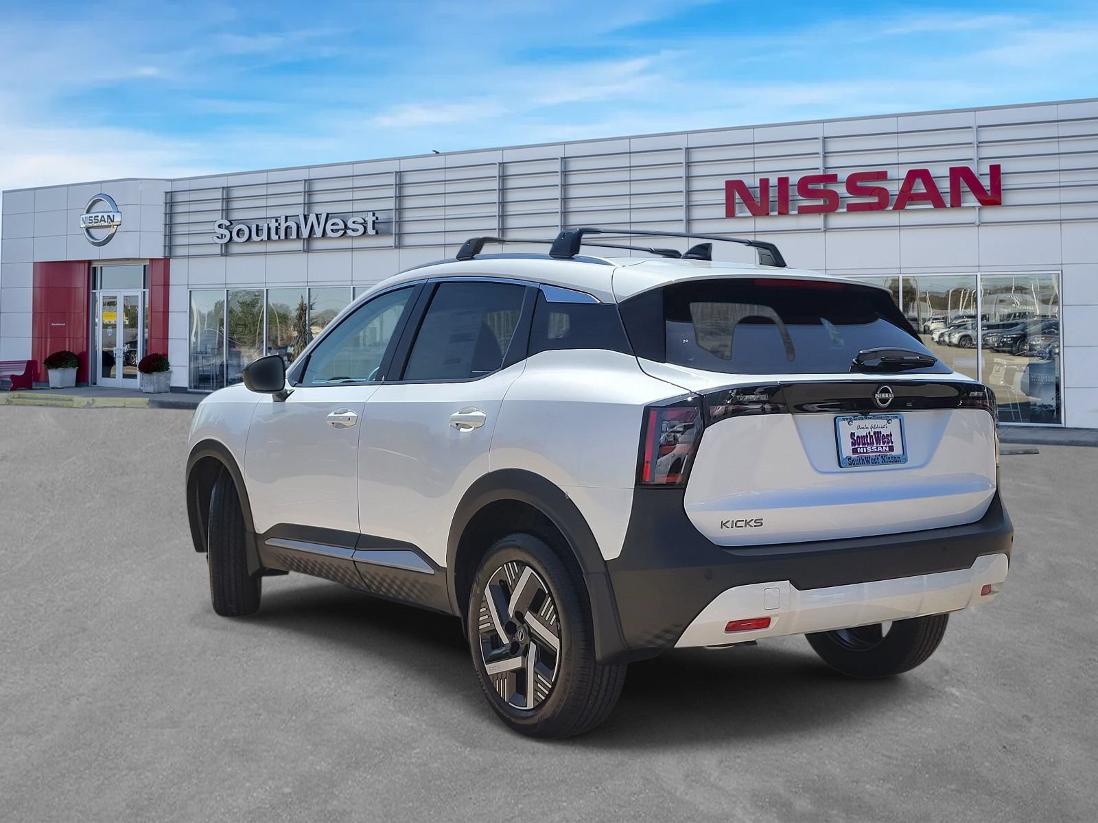 New 2026 Nissan Kicks SV w/ Cold Weather Package FWD image 7