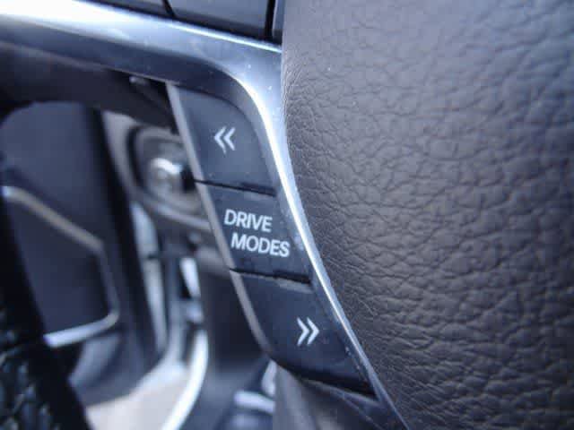 Used 2025 RAM 1500 Laramie AWD/4WD image 18