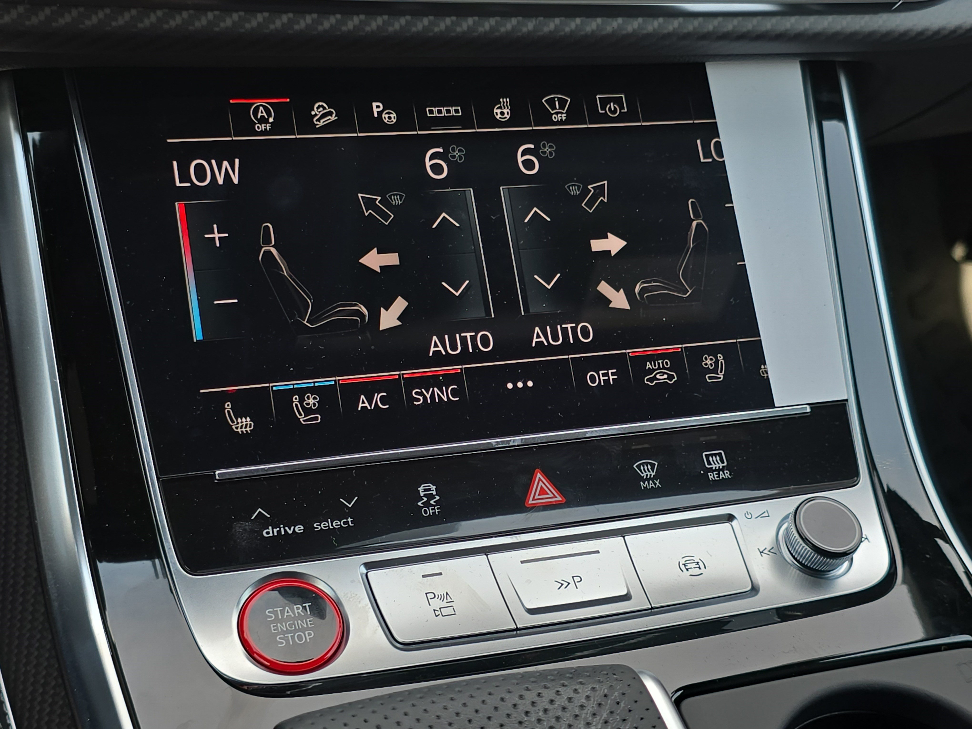 New 2026 Audi SQ7 Prestige AWD/4WD image 26