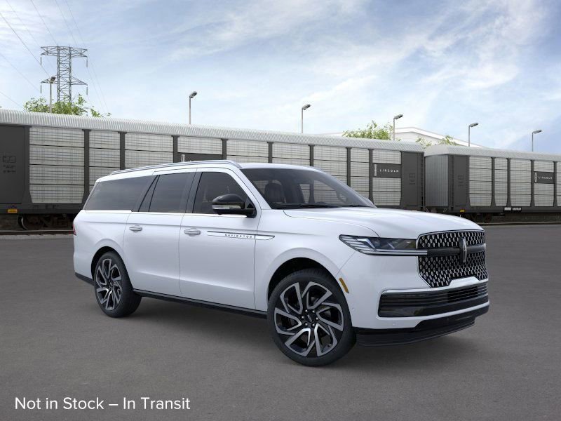 New 2026 Lincoln Navigator L Reserve image 7