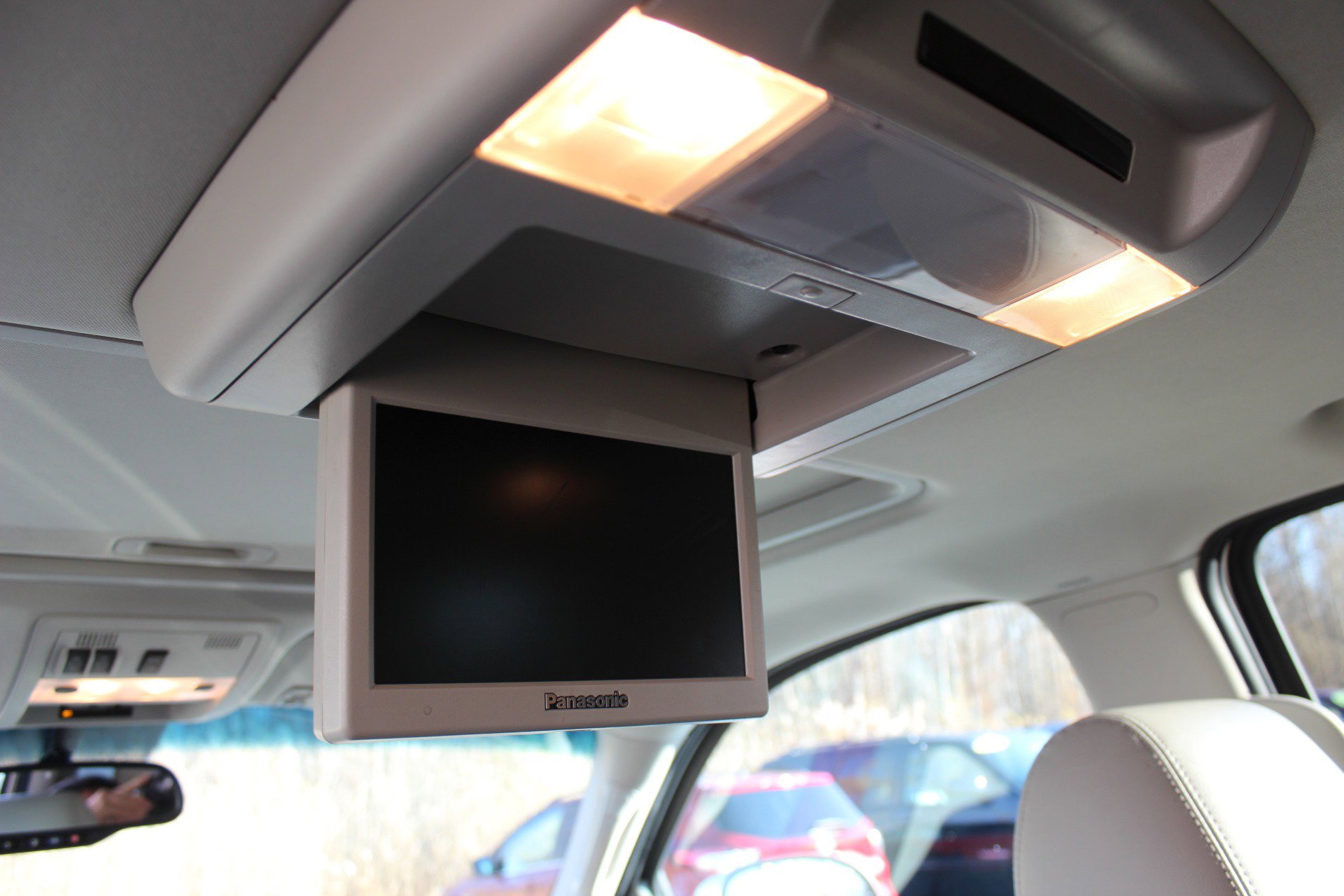 Used 2013 Chevrolet Tahoe LTZ image 35