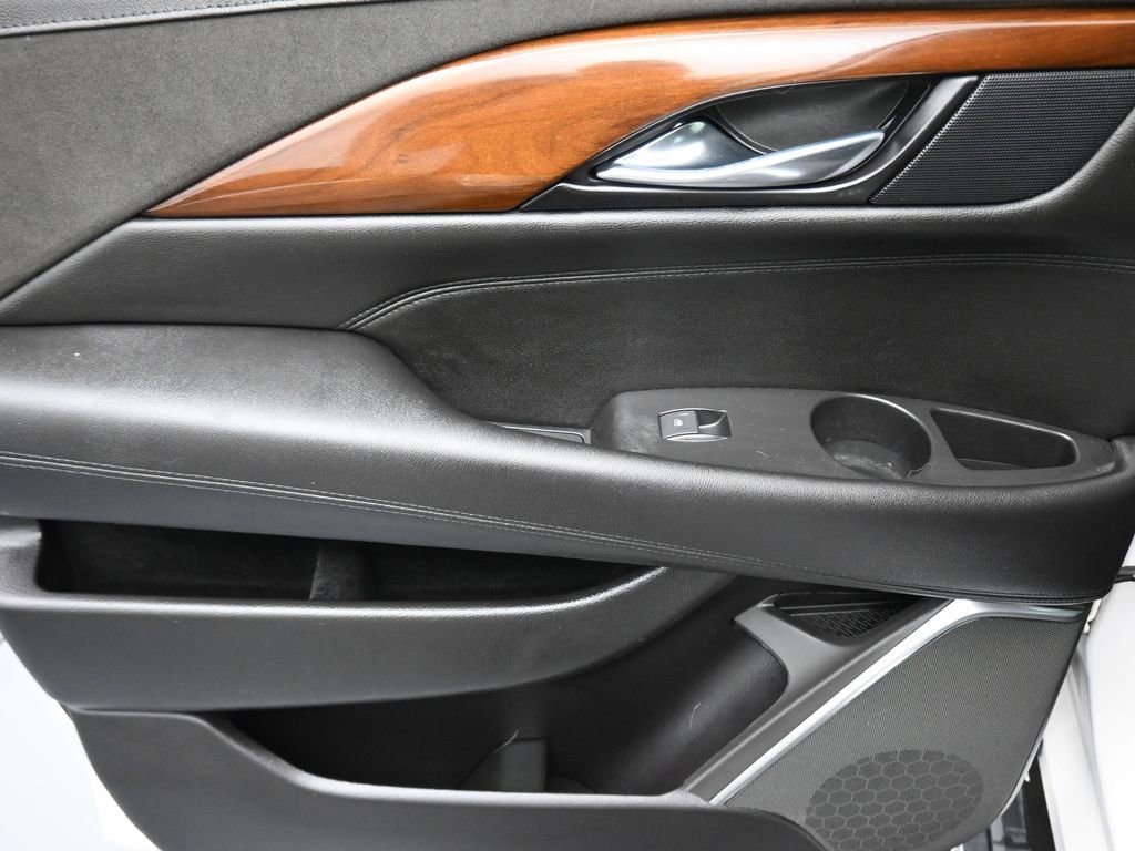 Used 2019 Cadillac Escalade ESV Premium Luxury AWD/4WD image 34