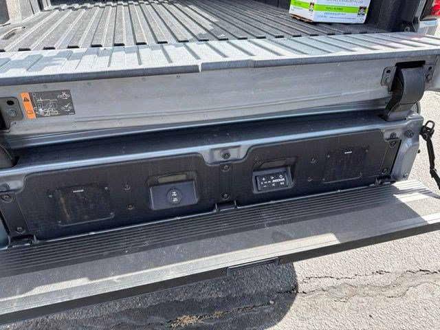 Used 2020 GMC Sierra 1500 AT4 w/ AT4 Premium Package AWD/4WD image 8