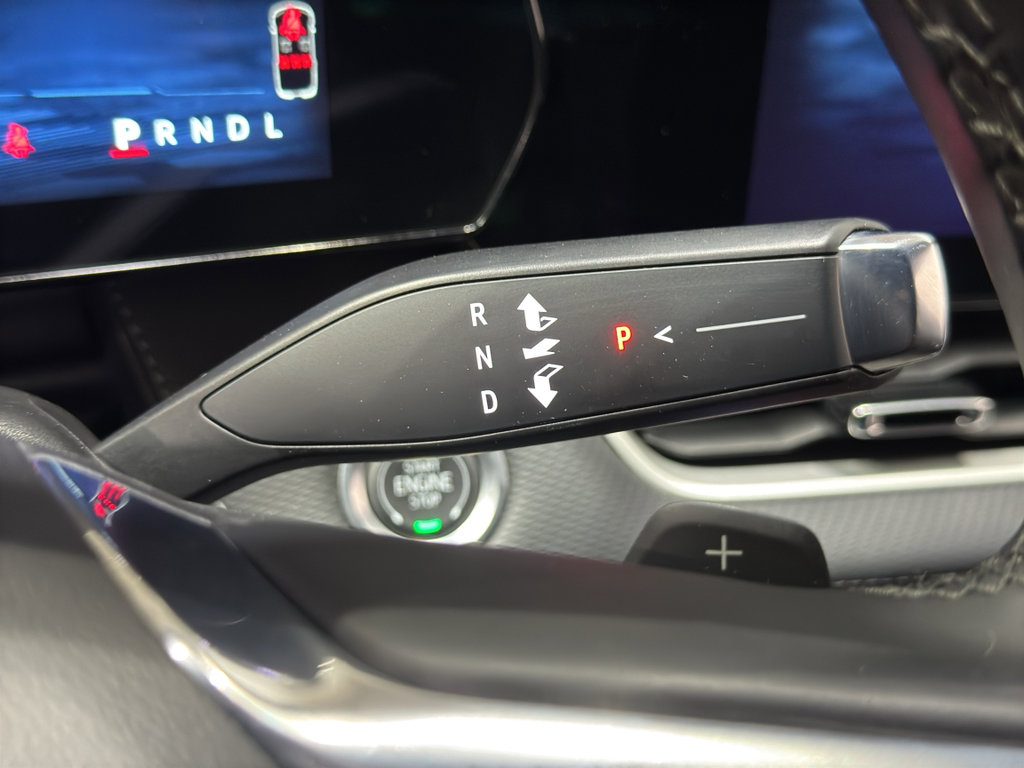 Used 2025 Chevrolet Equinox LT w/ Convenience Package II image 26