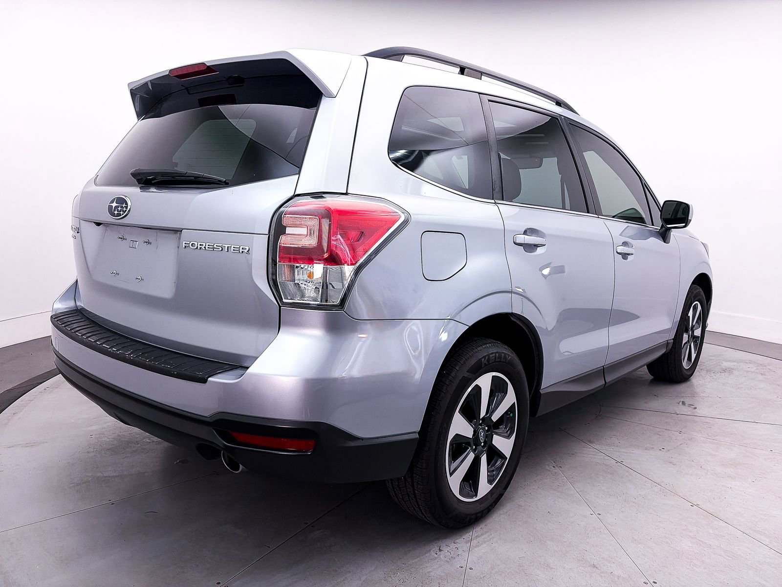 Used 2018 Subaru Forester 2.5i Limited w/ Popular Package #2 image 15