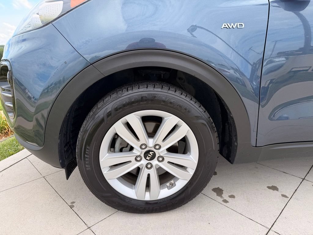 Used 2018 Kia Sportage LX AWD/4WD image 13