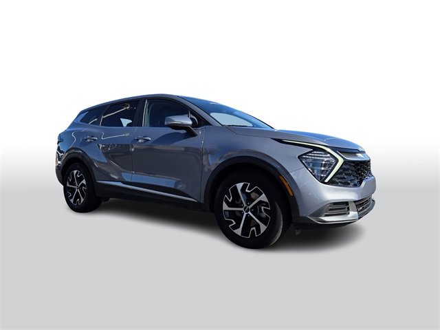 Certified 2024 Kia Sportage EX image 2