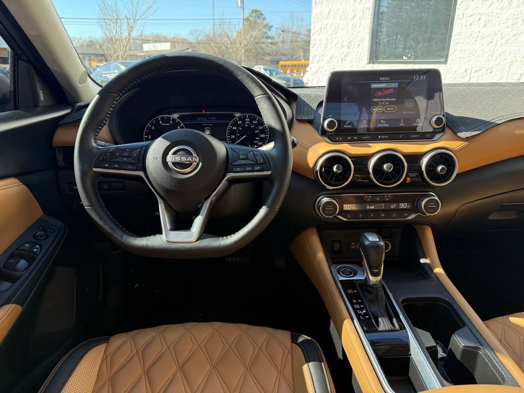 Used 2024 Nissan Sentra SV w/ SV Premium Package image 9