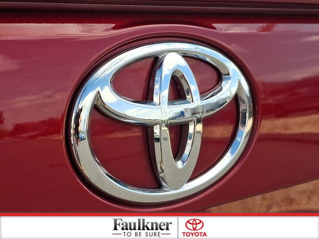 Certified 2025 Toyota RAV4 XLE AWD/4WD image 30