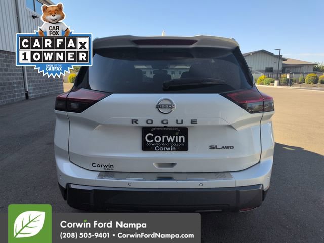 Used 2025 Nissan Rogue SL w/ SL Premium Package AWD/4WD image 4