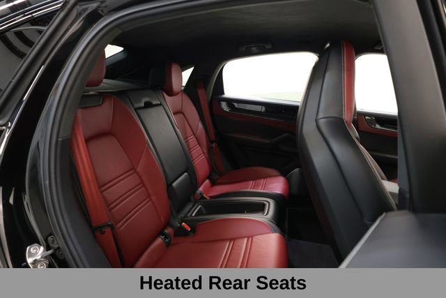 Used 2024 Porsche Cayenne Turbo GT AWD/4WD image 28